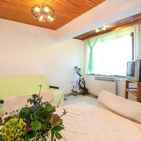 Apartment Zdravko *