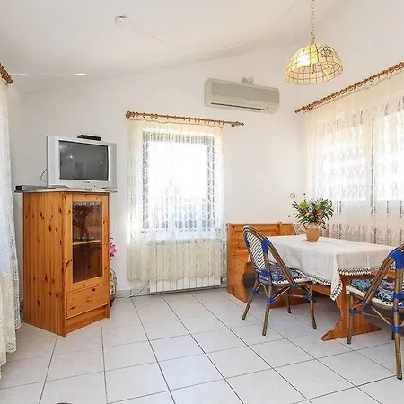 Apartment Zdravko